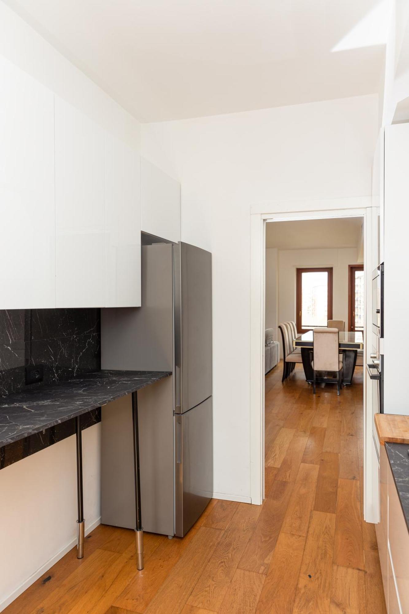 Free Parking - 5 Star - Sauna Luxury Apartment มิลาน ภายนอก รูปภาพ