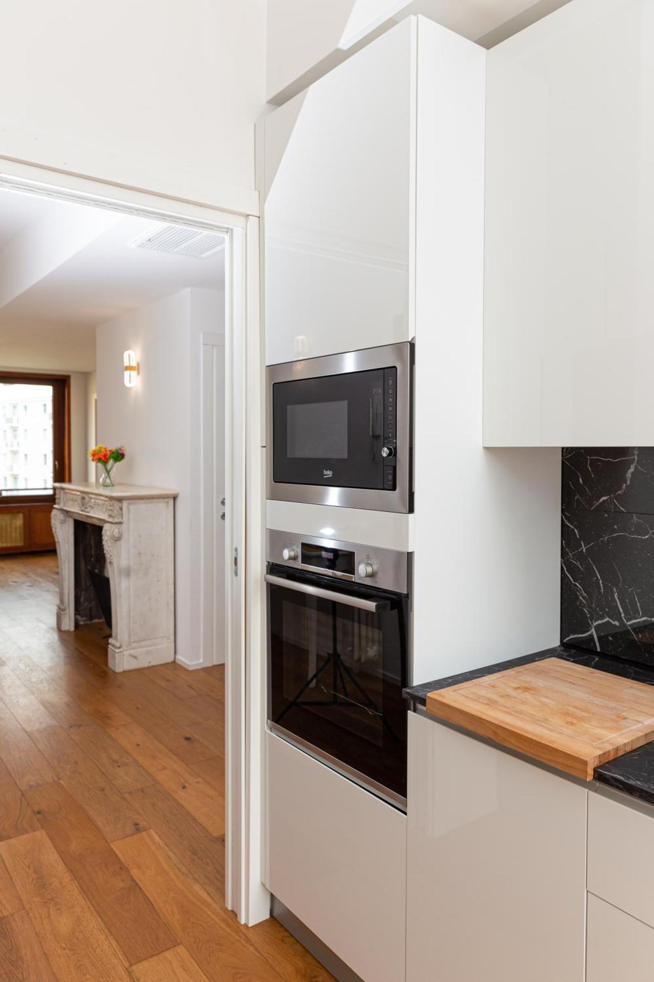Free Parking - 5 Star - Sauna Luxury Apartment มิลาน ภายนอก รูปภาพ