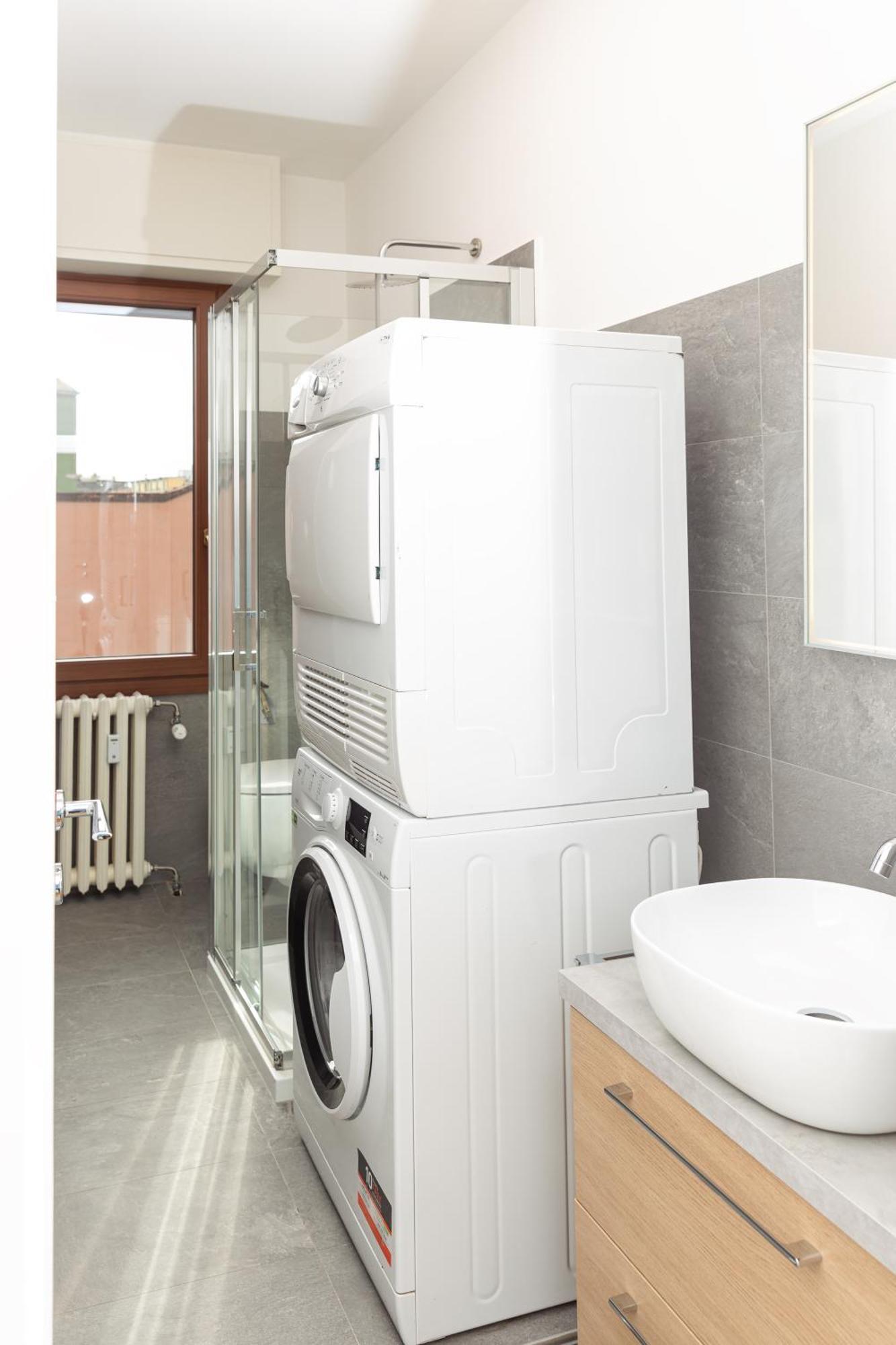 Free Parking - 5 Star - Sauna Luxury Apartment มิลาน ภายนอก รูปภาพ