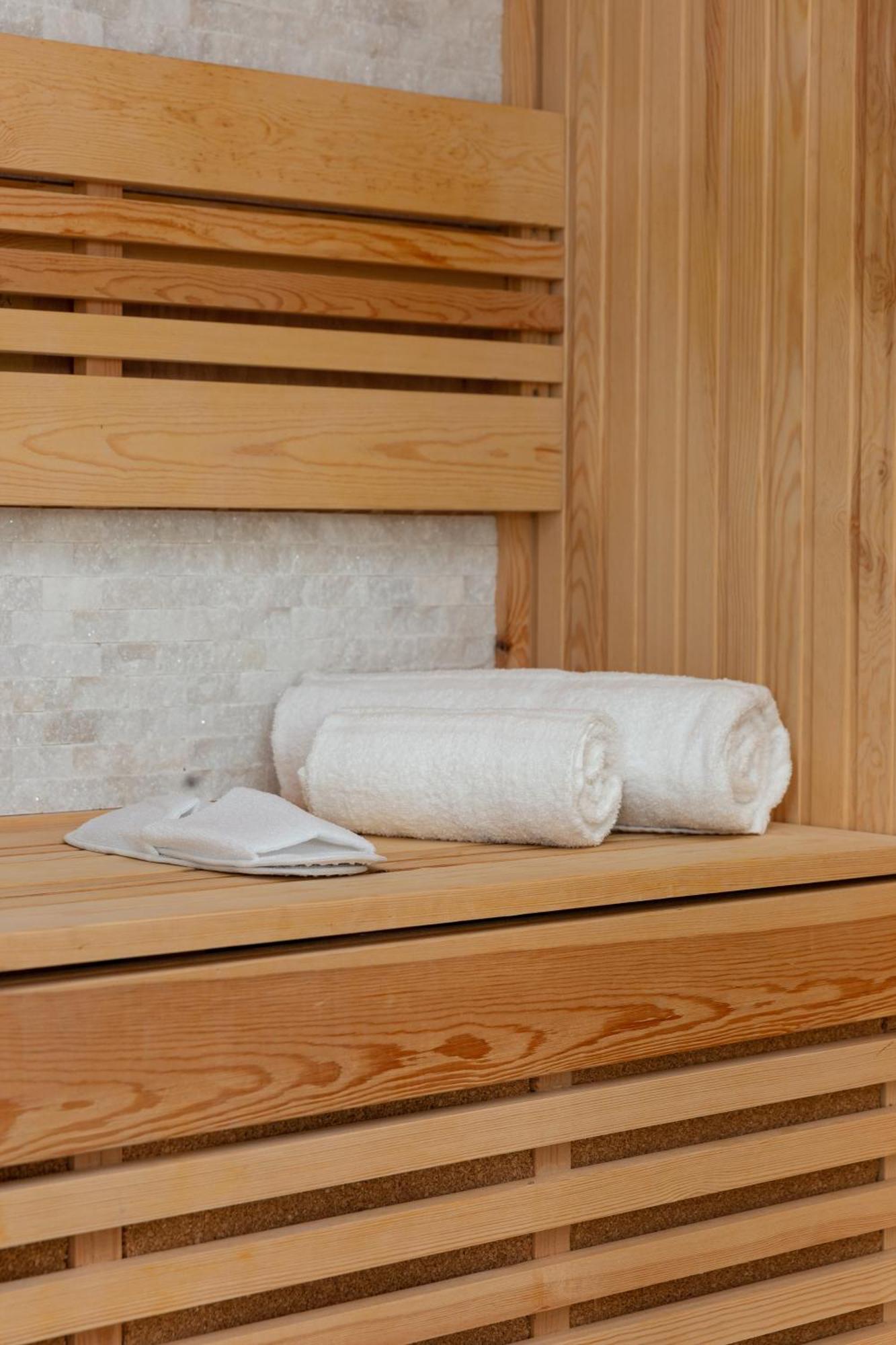 Free Parking - 5 Star - Sauna Luxury Apartment มิลาน ภายนอก รูปภาพ
